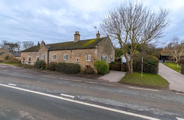 3 Bedroom Equestrian Property For Sale In Old Malt House, West Willoughby, Grantham, NG32