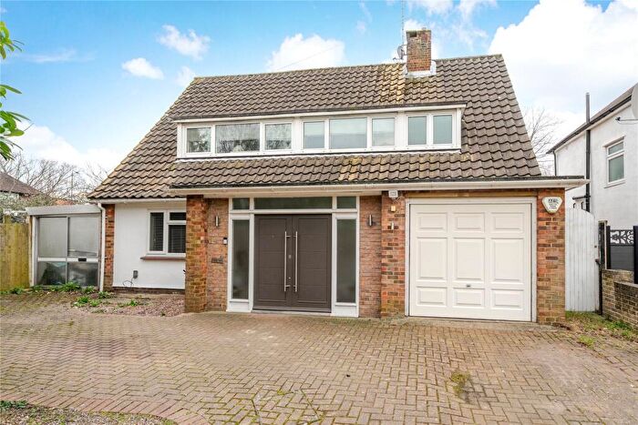 4 Bedroom Detached House For Sale In Little Court, West Wickham, BR4
