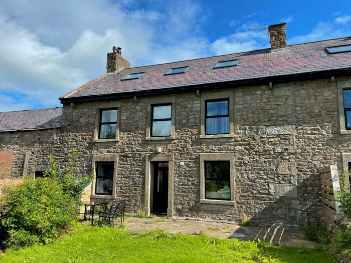 6 Bedroom Semi-Detached House To Rent In Manor House Farm, Farleton, Lancaster, LA2