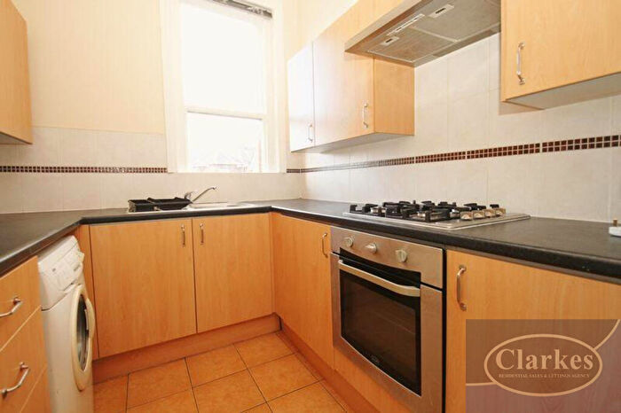 5 Bedroom Flat To Rent In Holdenhurst Road, Holdenhurst Road, Bournemouth, BH8