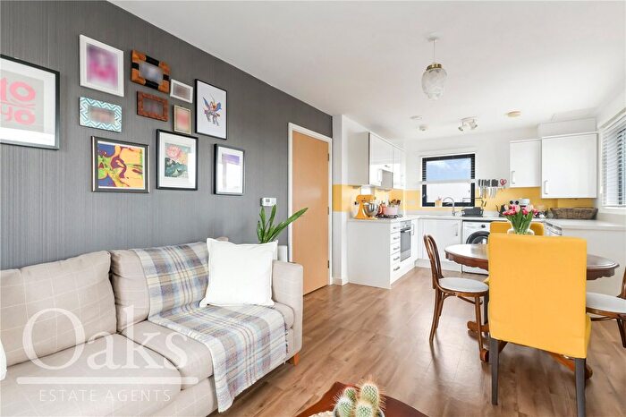 2 Bedroom Flat For Sale In Styles House, Streatham Vale, SW16