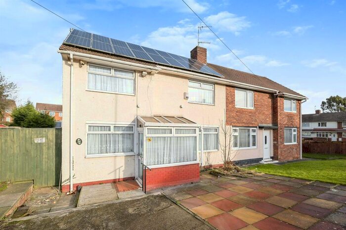 2 Bedroom Semi-Detached House To Rent In Rostrevor Avenue, TS19