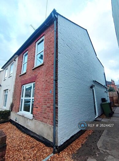 2 Bedroom Semi-Detached House To Rent In Vine Street, Aldershot, GU11