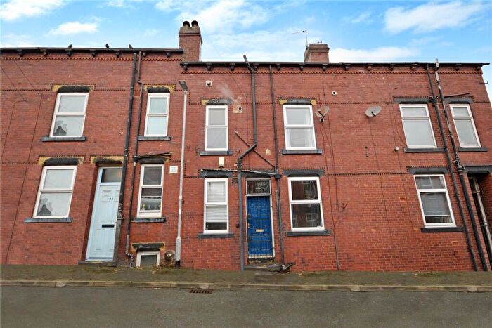 2 Bedroom Terraced House To Rent In Oban Place, Leeds, West Yorkshire, LS12