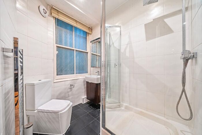 1 Bedroom Flat To Rent In Maida Avenue, London, W2