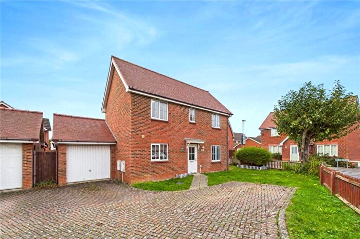 4 Bedroom Detached House To Rent In Jenner Road, Gorleston, Great Yarmouth, Norfolk, NR31