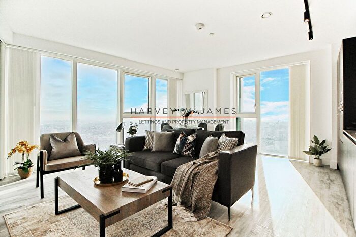 2 Bedroom Flat To Rent In Portal Way, Icon Tower, W3