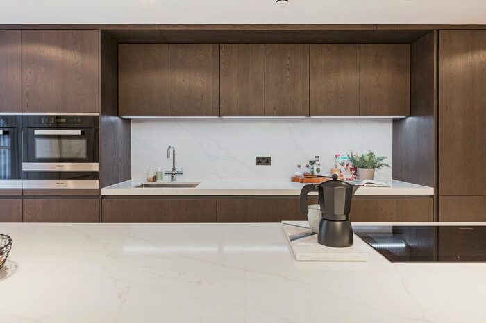 3 Bedroom Flat For Sale In Bolsover Street, Fitzrovia, W1W