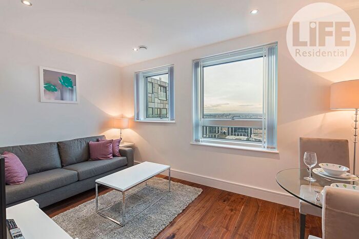 Studio To Rent In Lincoln Plaza, Canary Wharf, E14