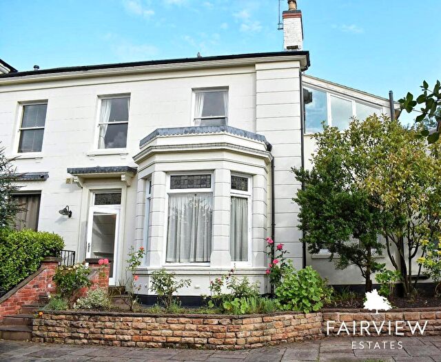 2 Bedroom Apartment To Rent In Second Avenue, Nottingham, NG7