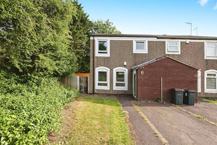 3 Bedroom House To Rent In Rea Fordway, B45