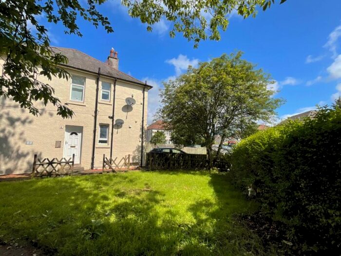 2 Bedroom Flat To Rent In Moorhill Crescent, Glasgow, G77