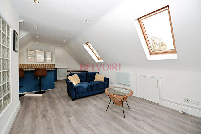 1 Bedroom Flat For Sale In Firtree Lodge, Banister Park, Southampton, SO15