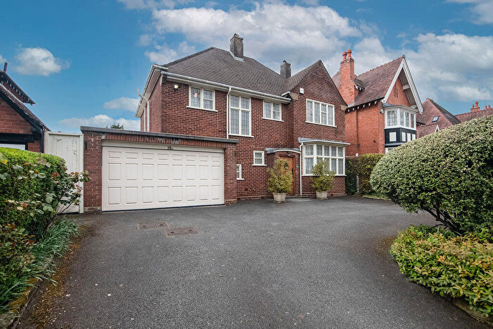 4 Bedroom Detached House For Sale In A Ashleigh Rd, Solihull, Uk, B91