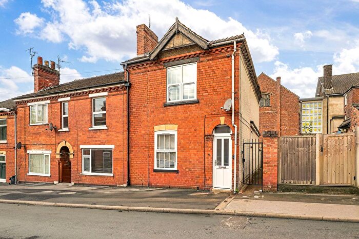 3 Bedroom End Of Terrace House For Sale In Toronto Street, Lincoln, LN2