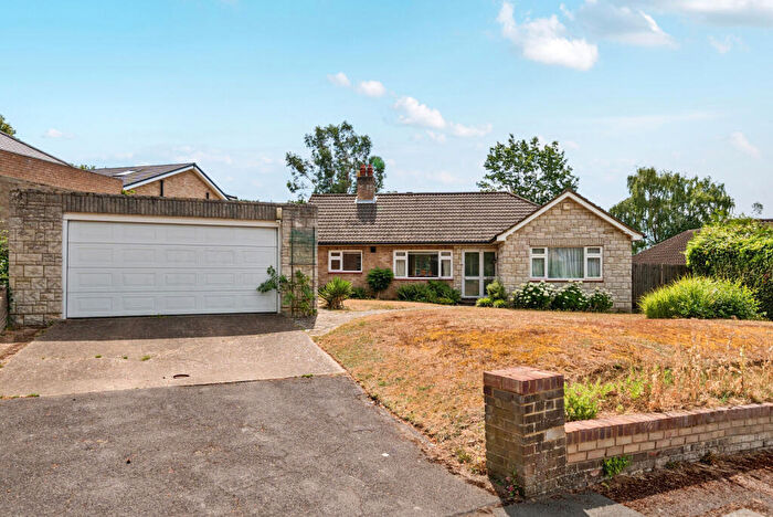 3 Bedroom Bungalow For Sale In Courtleas, Cobham, KT11