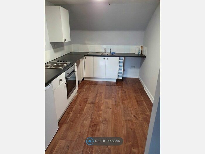 1 Bedroom Flat To Rent In Rose Lane, Liverpool, L18