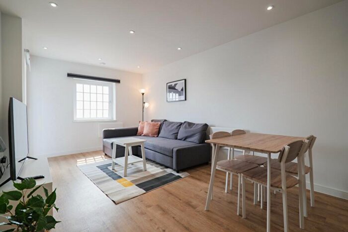 1 Bedroom Apartment For Sale In Brickworks, Trade Street, Cardiff, CF10