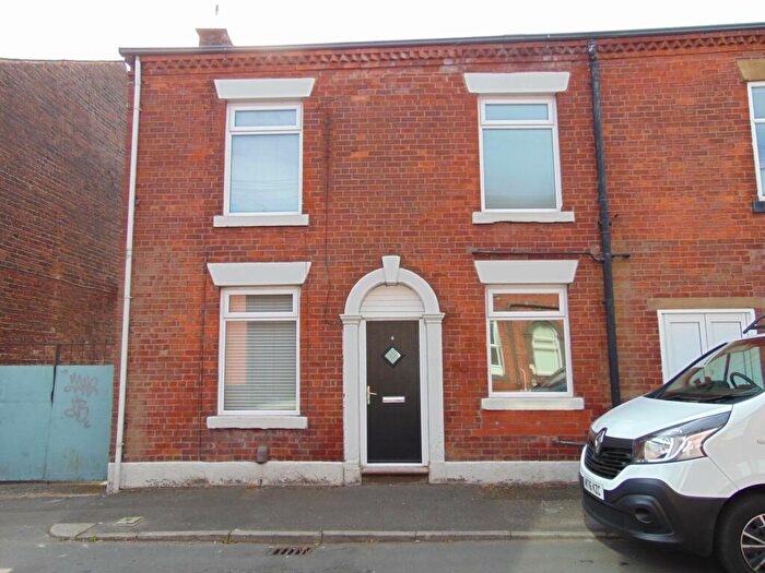 1 Bedroom Terraced House To Rent In Brunswick Street, Shaw, OL2