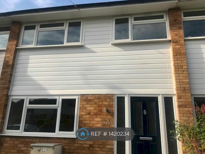 3 Bedroom Terraced House To Rent In Quebec Avenue, Westerham, TN16