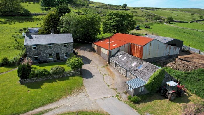 5 Bedroom Detached House For Sale In Cennin, Garndolbenmaen, LL51