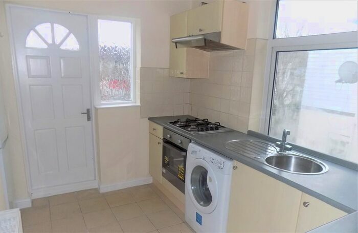 2 Bedroom Maisonette To Rent In Braemar Avenue, London, NW10