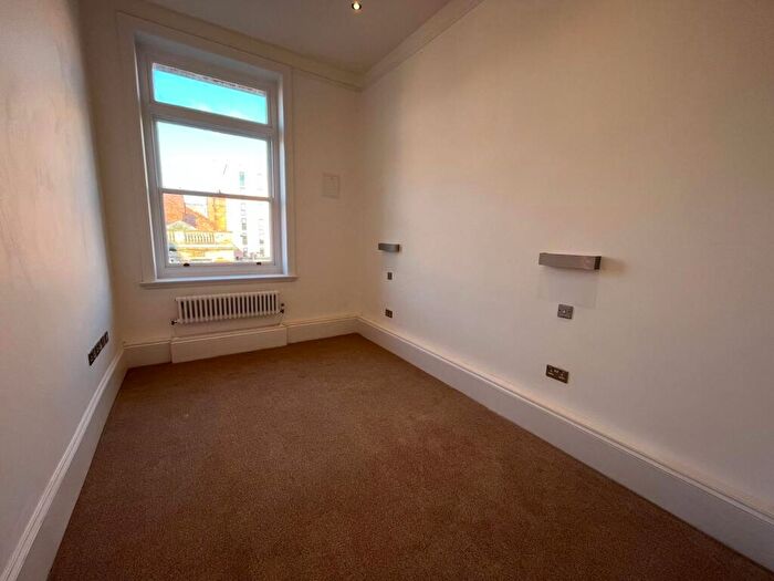 2 Bedroom Apartment To Rent In Middleton House, Derby, DE1