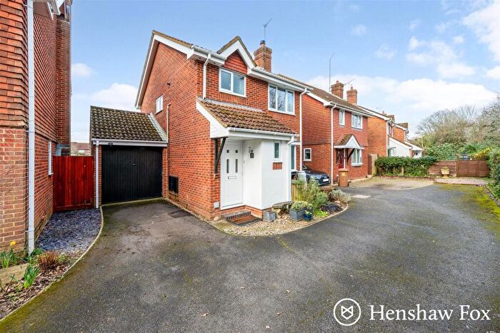 3 Bedroom Detached House For Sale In Oatlands, Fishlake Meadows, Romsey, SO51