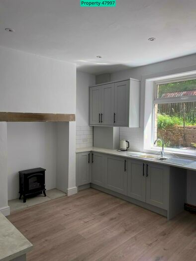 2 Bedroom Terraced House To Rent In Manchester Road, Huddersfield, HD4