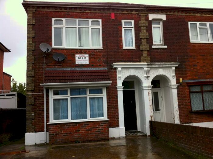 5 Bedroom House To Rent In Alma Road, Portswood, Southampton, SO14