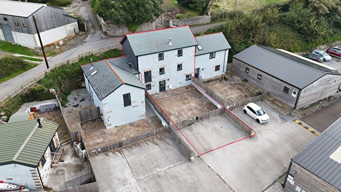 4 Bedroom Terraced House To Rent In Bridge, Redruth, TR16