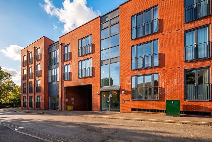 2 Bedroom Flat For Sale In Cornwood Lane, Cornwood Lane, Dickens Heath, Solihull, B90
