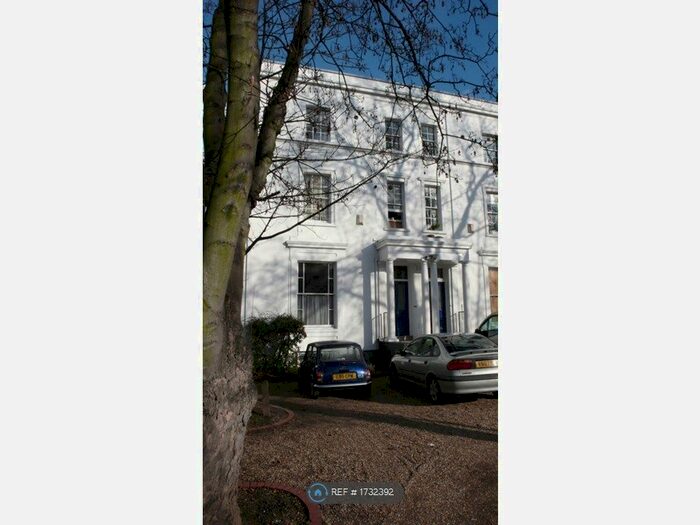 1 Bedroom Flat To Rent In Denmark Hill, London, SE5