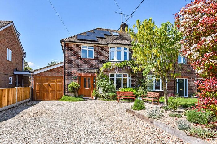 4 Bedroom Semi-Detached House For Sale In Halterworth Lane, Romsey, SO51