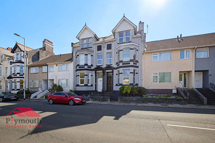 1 Bedroom Flat For Sale In Saltash Road, Keyham, Plymouth, PL2