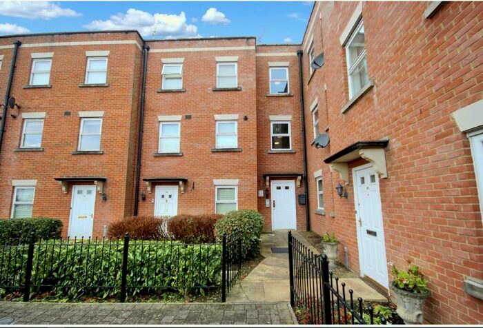 2 Bedroom Apartment To Rent In Godwin Court, Old Town, Swindon, Wiltshire, SN1