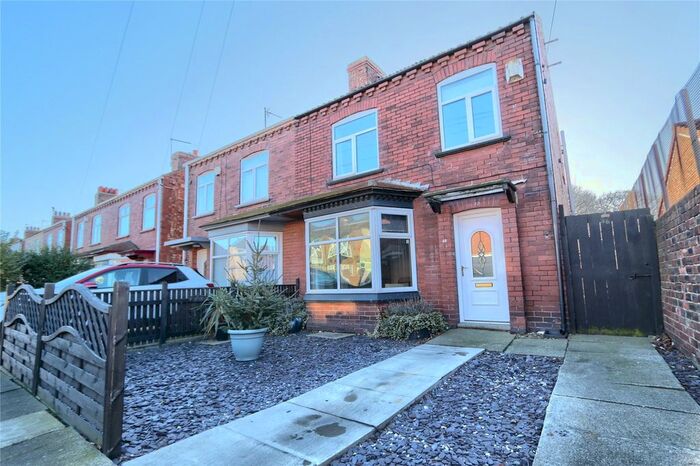 3 Bedroom Semi-Detached House To Rent In Aske Road, Redcar TS10