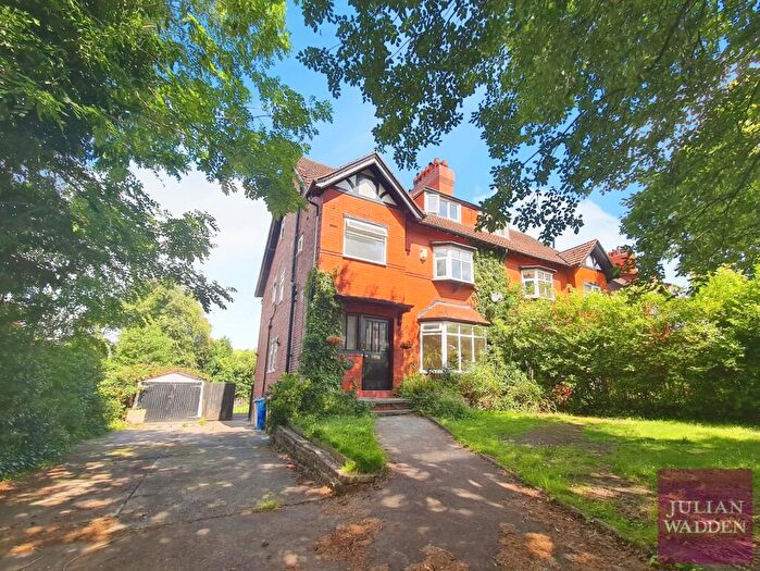 4 Bedroom Semi-Detached House To Rent In Hibbert Lane, Marple, Stockport, Greater Manchester, SK6