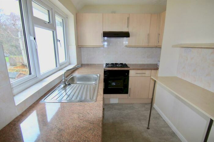 2 Bedroom Maisonette To Rent In Birchwood Road, West Byfleet, KT14