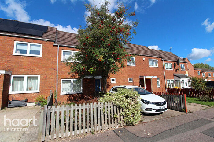 3 Bedroom Terraced House To Rent In Noble Street, Leicester, LE3