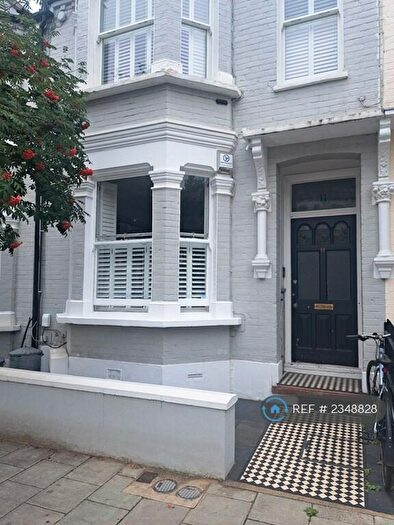 2 Bedroom Flat To Rent In Jedburgh Street, London, SW11