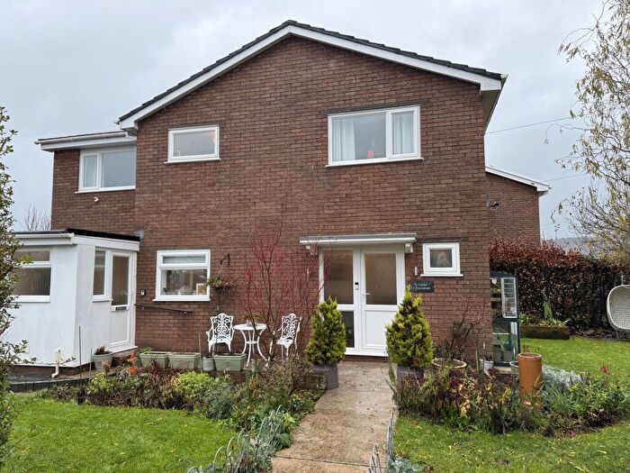 4 Bedroom Detached House For Sale In Pencommin, Llangynidr, Crickhowell, Powys., NP8