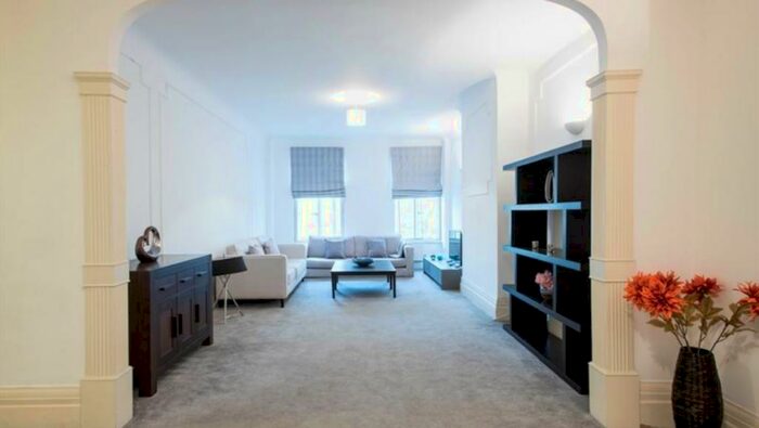 5 Bedroom Apartment To Rent In Strathmore Court, Park Road, London, NW8
