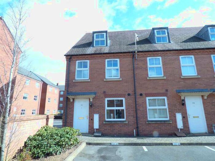3 Bedroom Semi-Detached House To Rent In Huxley Court, Birmingham Road, CV37