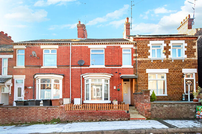 3 Bedroom Terraced House For Sale In North Street, Wellingborough, NN8