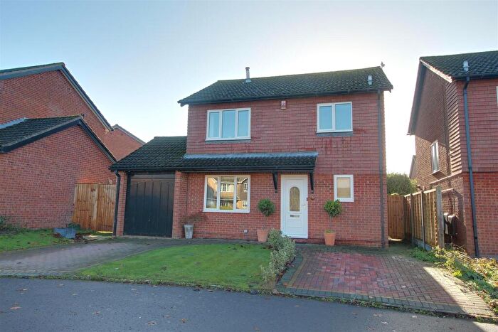 3 Bedroom Detached House For Sale In Limekiln Grove, Highnam, Gloucester, GL2