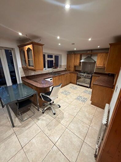 4 Bedroom Terraced House To Rent In Alban Avenue, St Albans, AL3