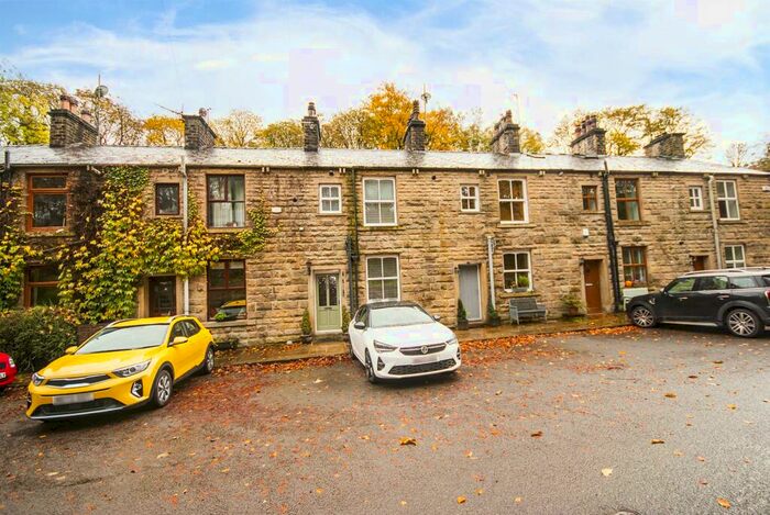 2 Bedroom House To Rent In Wood Bank, Rossendale, BB4