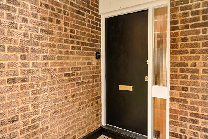 2 Bedroom Flat For Sale In Coniston Court, Stonegrove, Edgware, HA8