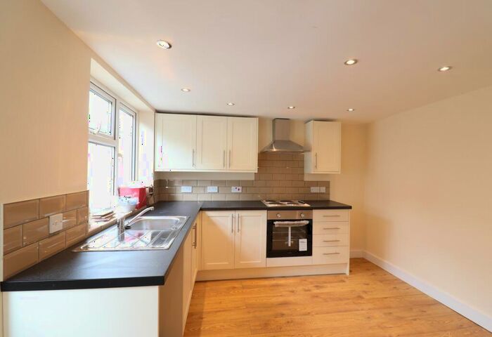 3 Bedroom Terraced House To Rent In Curre Street, Aberdare, CF44